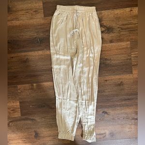 Satin champagne joggers NWOT